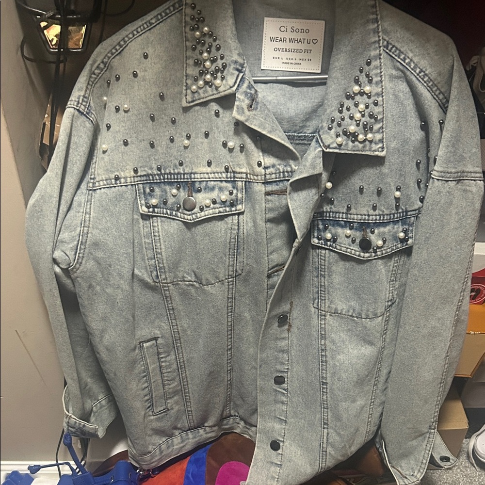 Ci Sono Women's Gray Studded Jean Jacket
